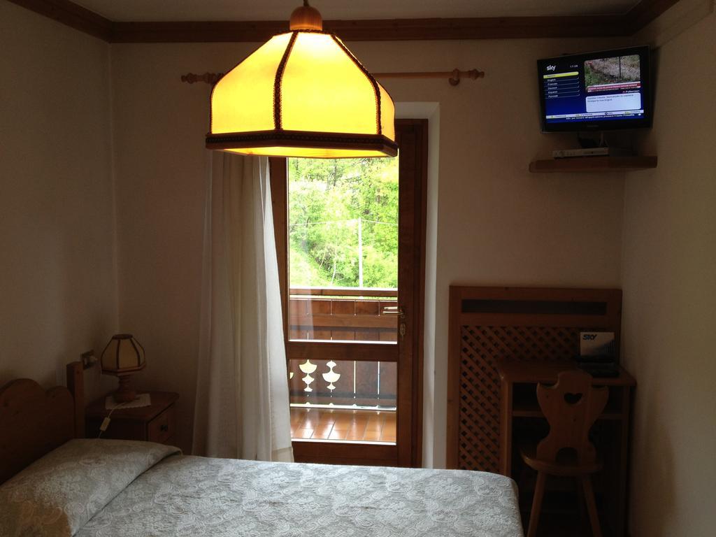 Albergo Garni Ajarnola Auronzo di Cadore Room photo