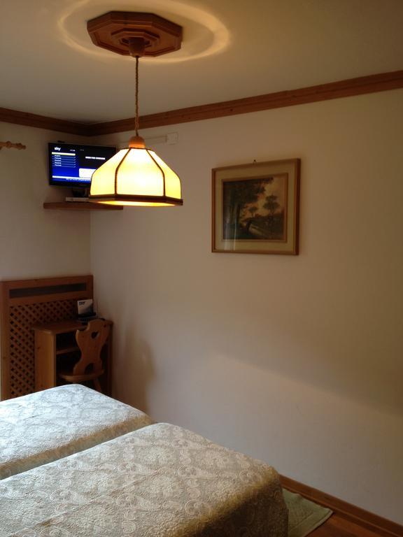 Albergo Garni Ajarnola Auronzo di Cadore Room photo